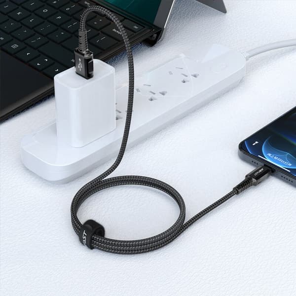 ACEFAST KABEL LANG STÆRK MFI USB - LYN 1,2M 2,4A SORT
