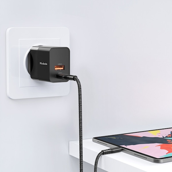 Mcdodo telefonladdare, Snabb, USB, USB-C, 20W, iPhone-kabel medfølger, svart