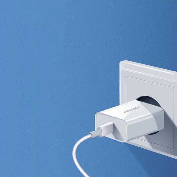 Ugreen USB Power Delivery 3.0 Quick Charge 4.0+ 20W 3A hvit lader (60450)