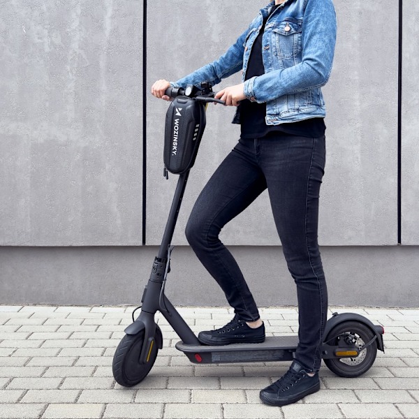 WOZINSKY VANDTÆT STYRTASKE? SCOOTERE SCOOTER TASKE? 3 L SORT (WSB4BK)