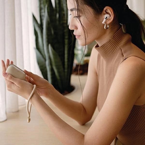 UNIQ Coehl Haven-deksel til AirPods Pro 2 (2022/2023) - beige