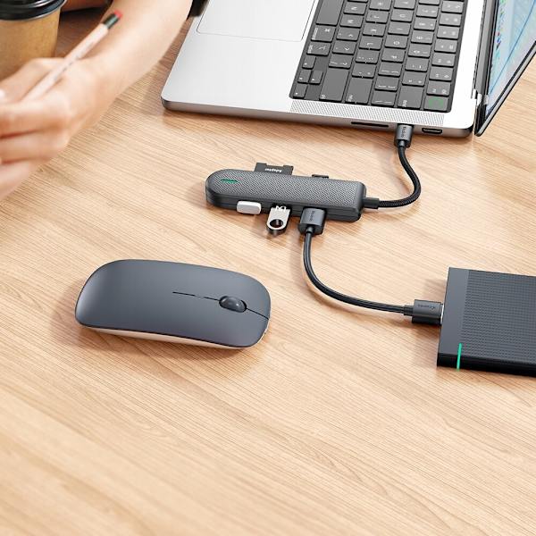 MCDODO ADAPTERHUB USB-C SPLITTER 3X USB SD/TF
