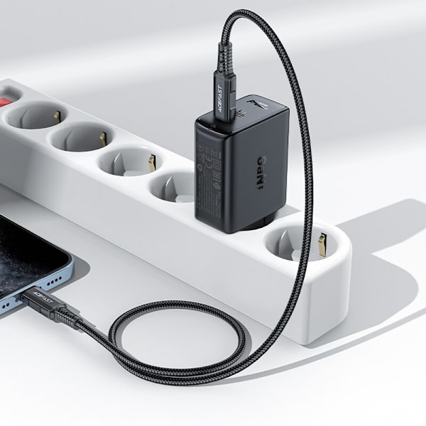 ACEFAST HURTIG NETVÆRKSLADER LILLE HANDY 1XUSB 2XUSBC SORT
