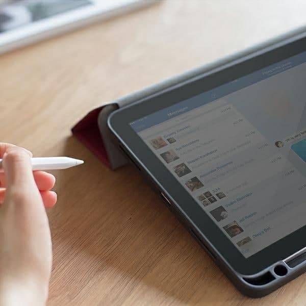 UNIQ TRANSFORMA ETUI TIL IPAD PRO 11'' (2021) - RØD