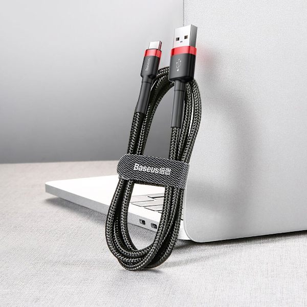 Baseus Cafule-kabel slitesterk nylonkabel USB / USB-C QC3.0 2A 2M svart-rød (CATKLF-C91)