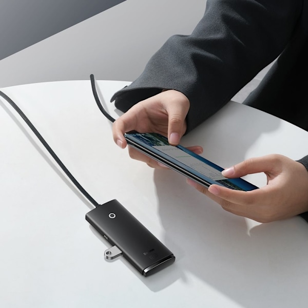 BASEUS MULTIFUNKTIONEL HUB-ADAPTER USB-A TIL 4XUSB-A 3.0 5GB/S SORT