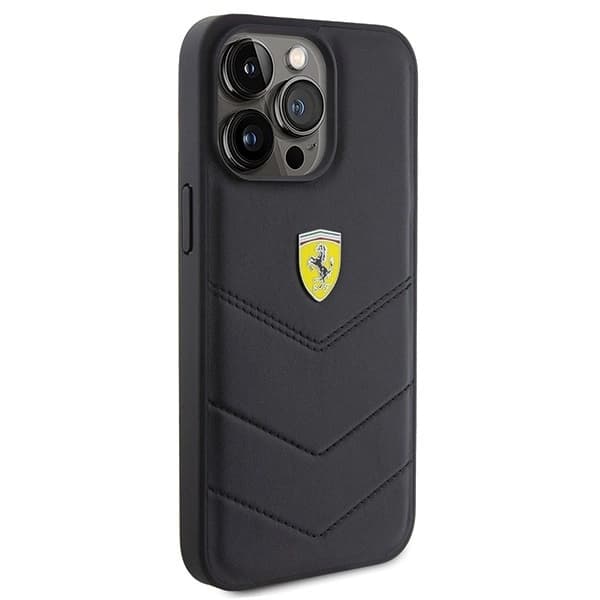 FERRARI QUILTED METAL LOGO COVER TIL IPHONE 15 PRO MAX - SORT