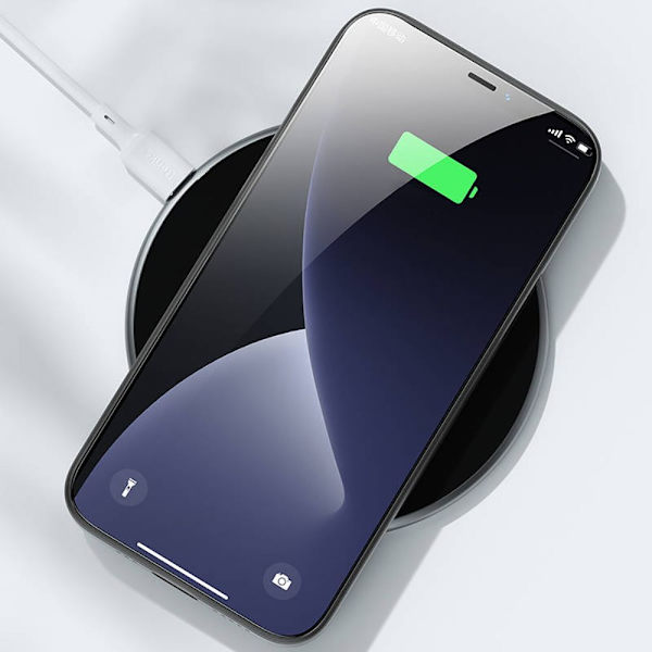 TEKNISK BESKYTTELSE ULTRASLIM 0,4MM IPHONE 7 / 8 / SE 2020 / 2022 MATTE CLEAR