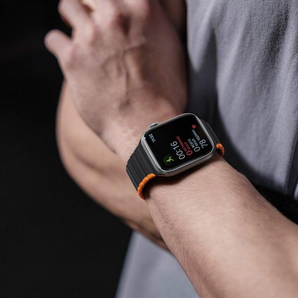 Magnetisk Apple Watch SE 8, 7, 6, 5, 4, 3, 2, 1 (41, 40, 38 mm) Dux Ducis-bånd (LD-versjon) – svart og oransje