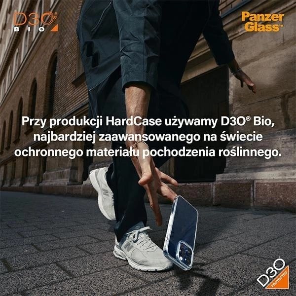 PanzerGlass HardCase med D3O og Military Grade-sertifisering for iPhone 15 Pro Max - Gjennomsiktig