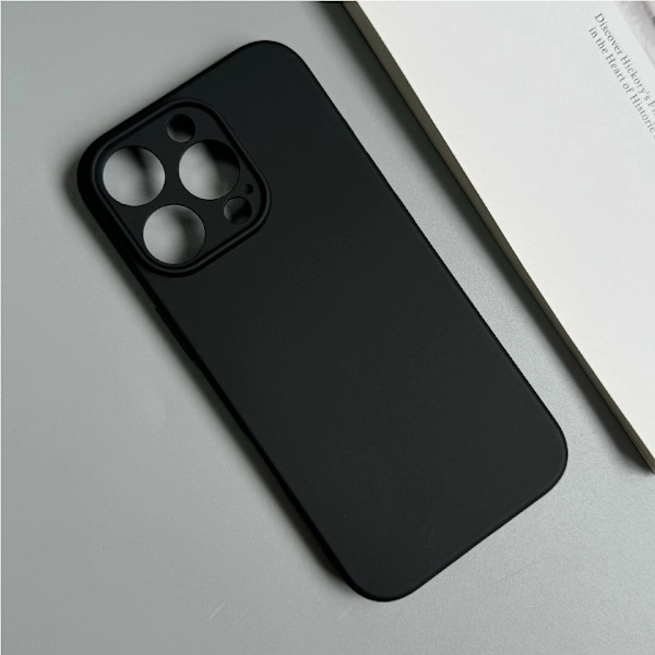 BLØDT ETUI TIL IPHONE 16 PRO - SORT