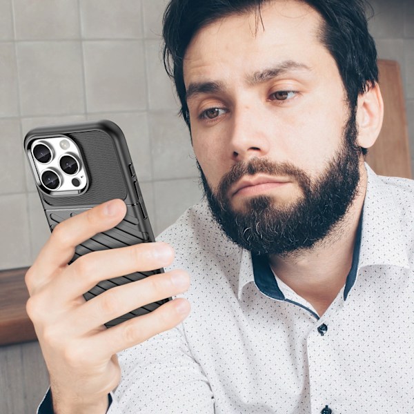 THUNDER CASE SILIKONE ETUI TIL IPHONE 16 PRO - SORT