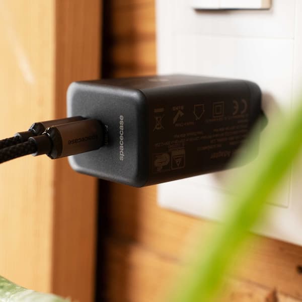 Rymdfall Usb Laddare 45W Piston För Telefon Typ C Sc006B Svart