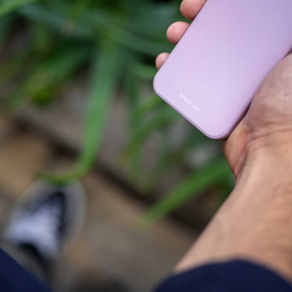 Spacecase Fodral Silikonskydd För Iphone 13 Lilac