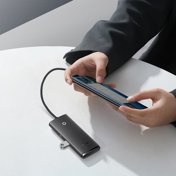 BASEUS MULTIFUNKTIONEL 4-PORTS HUB (USB-A TIL 4XUSB-A 3.0) 0,25 M SORT