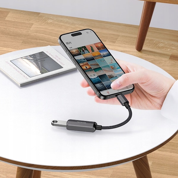 MCDODO USB-C TIL USB OTG ADAPTER USB-A ADAPTER KABELHOLDER
