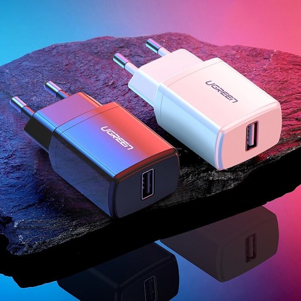 Ugreen USB-lader 2.1A svart (50459)