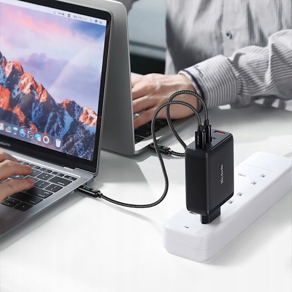 Telefonladdare, GaN, Snabb, USB-C/USB, 4 portar, 120W, USB-C-kabel, Mcdodo