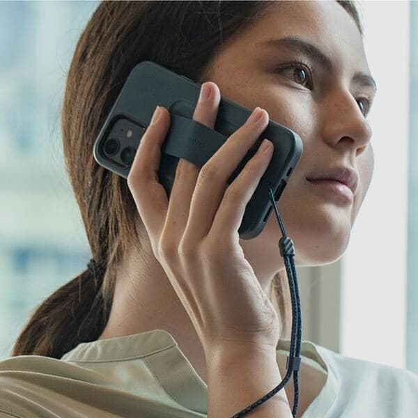 UNIQ HELDRO ETUI TIL IPHONE 12 PRO MAX - HVID