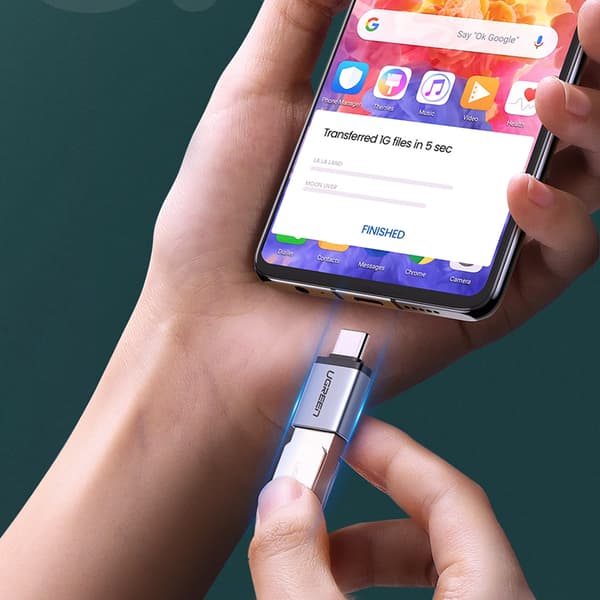 UGREEN US270 USB-C (HAN) / USB-A 3.0 (HUN) ADAPTER MED SNOR - GRÅ