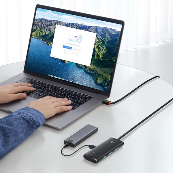 BASEUS MULTIFUNKTIONEL ADAPTERHUB USB C - 4X USB 3.0 2M SORT