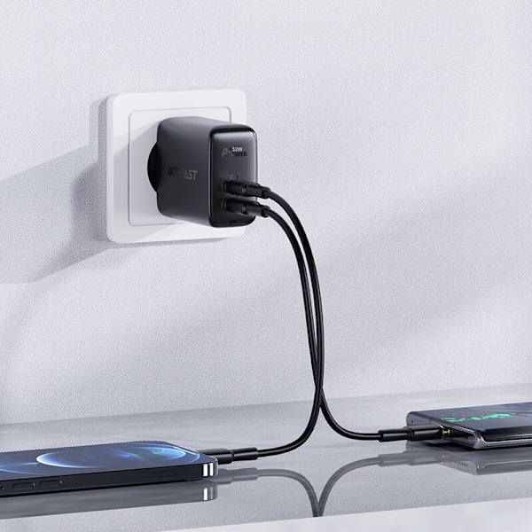 Acefast vegglader USB Type C / USB 32W, PPS, PD, QC 3.0, AFC, FCP svart (A5 svart)