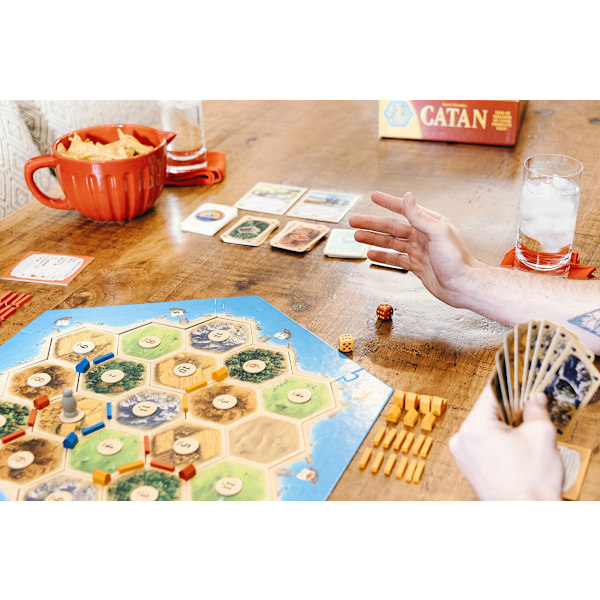 Adventures of Catan brädspel för vuxna och familjer i åldrarna 10+