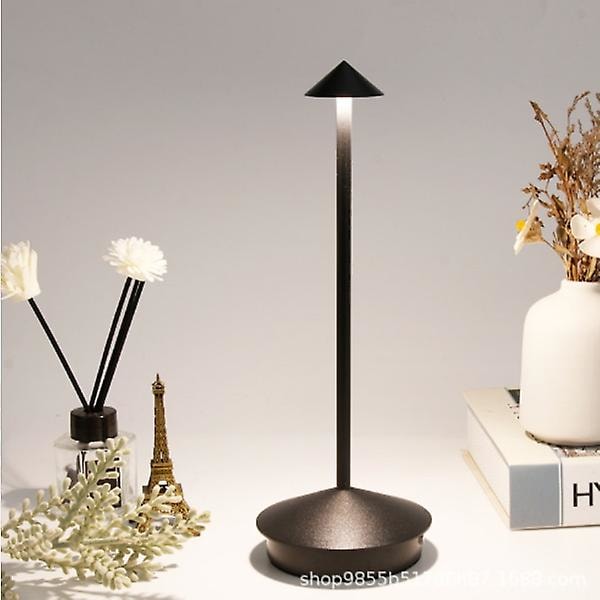 Dimbar LED-bordslampa i aluminium, för inomhus- och utomhusbruk - XF6 -