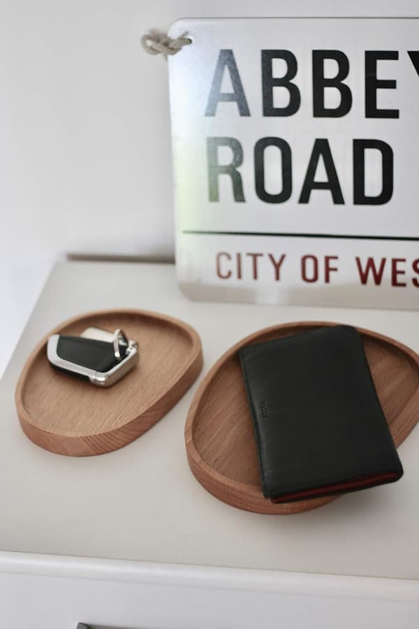 Pebble Träbricka Set om 2 Platt Tablett Serveringsbricka för Aperitif Efterrätter Ekologisk Rund Dekoration Designc