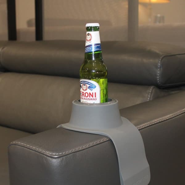 Den ultimate koppholderen for sofaen din, stålgrå