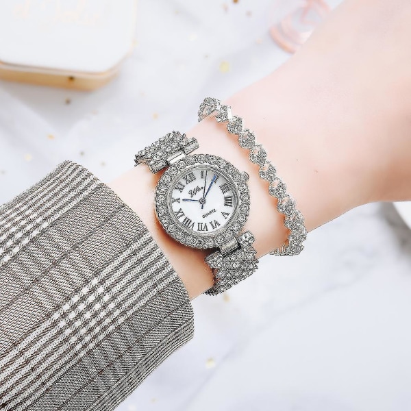 Lyx Kvinnor Rose Gold Watch Mode Dam Quartz Diamond Armbandsur Elegant Kvinnlig Armband Watch