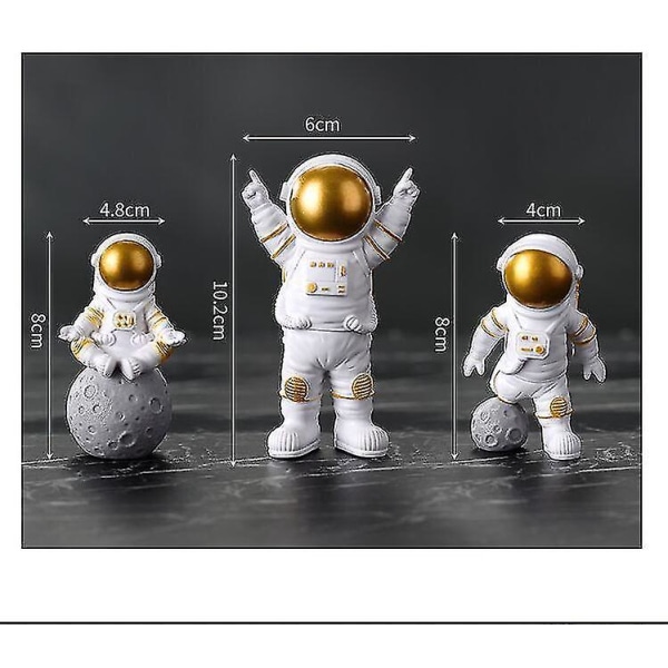 4 st astronautfigurer, tårtdekorationer i yttre rymden Miniatyr astronautleksaker(stjärna)