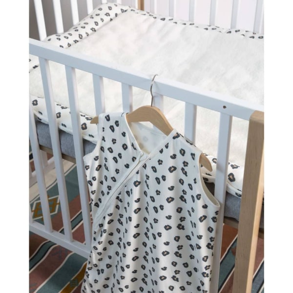 CHILDHOME Matta till lekhage 95x75cm jersey leopard Vit