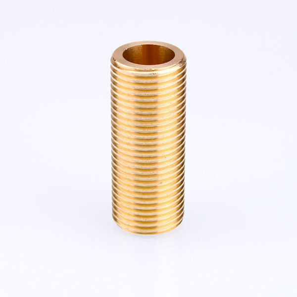 Kierteitetty putki kulkee messinkiseinän läpi - ?? 1/2'' x Pituus: 100mm（1 kpl）