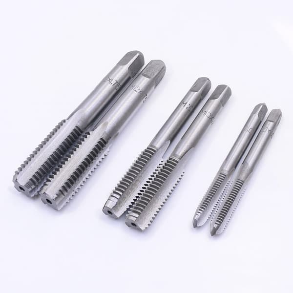 M10X1.0 kierretapit ja kierreleuat, esikierre ja kierreleuka M10 x 1.0mm 2kpl