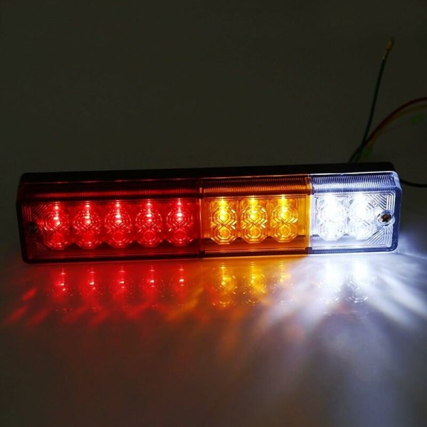 2 st LED-lampor bakre backljusindikator 20 lysdioder 12V 24V hög luminans för bilar (utgåva: 12V)