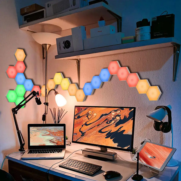 Hexagonala lampor med fjärrkontroll, smarta LED-väggljuspaneler, beröringskänslig RGB-stämningsbelysning