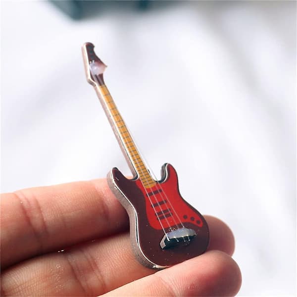 5 stycken handgjorda 1:12 instrument elektrisk gitarr för dockhusmöbler Mini Mini