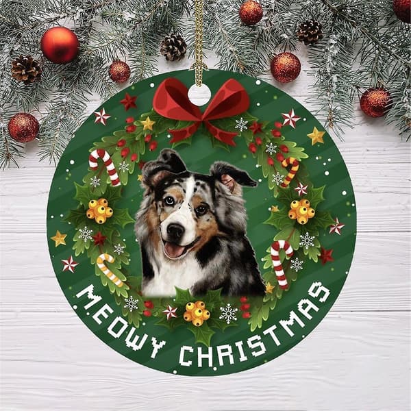 Julpynt med rolig hunddesign - Hängande julgranspynt