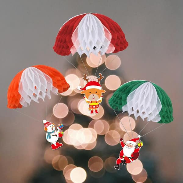 Julgran Älg Snögubbe Pappersblomboll Fallskärmshänge Berlock