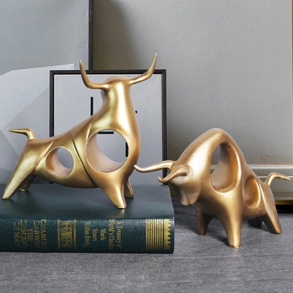 Kreativ realistisk abstrakt harpiks Golden Bull Skulptur Oksekvægstatue til vinkælder-B