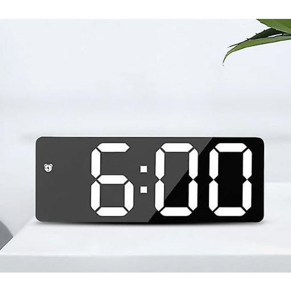 Dynamisk klocka - Extra högt digitalt väckarur för sovrum, tunga sovare, vuxna, barn, liten sängbordsur med nattlampa, LED-display, Xma
