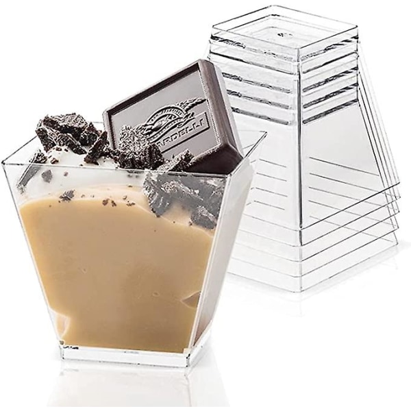 50 st Plast fyrkantiga dessertmuggar för choklad desserter, aptitretare, snapsglas 200ml