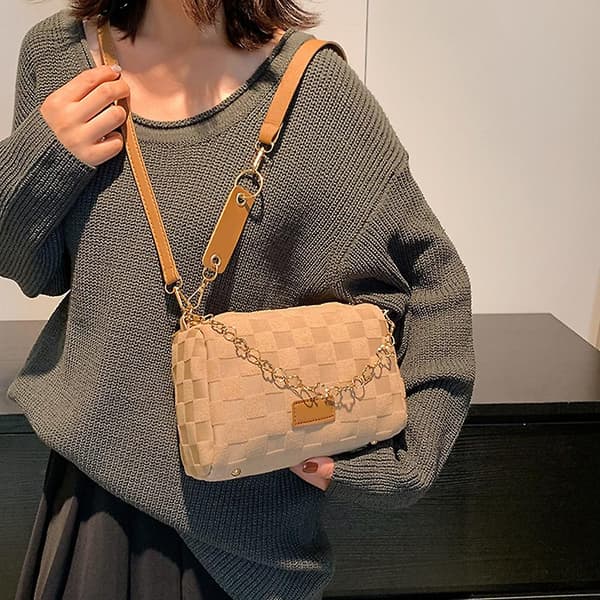 Lätta små crossbody-väskor för kvinnor axelväskor och handväskor Khaki