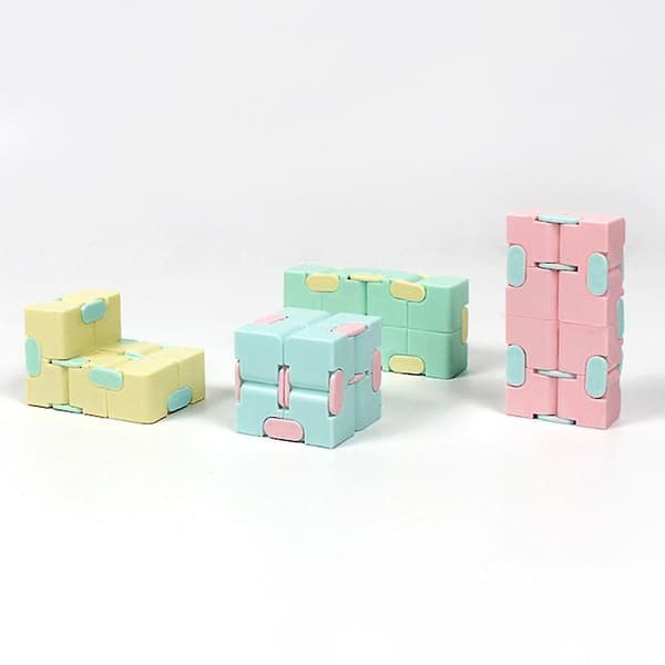 Fidget Block Infinity Cube -aistilelu lapsille ja aikuisille
