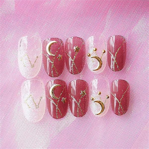 24 stycken pressade på nagelns längd, falska kistnaglar och lim-akrylnaglar