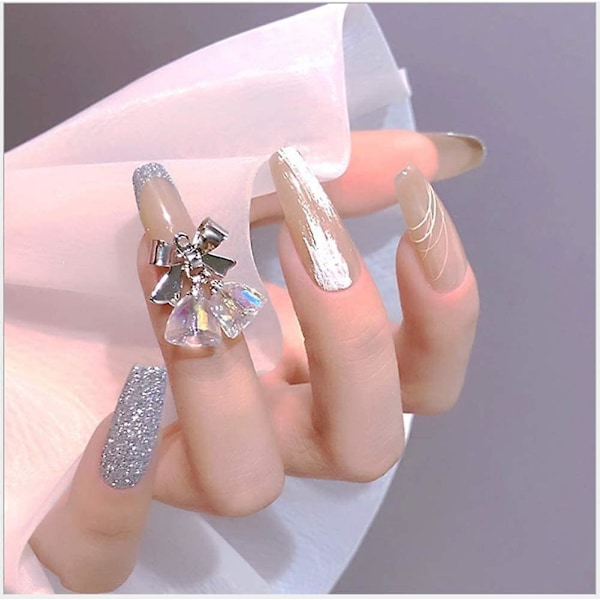 5-pack med nagelkristaller, små trumpetformade nagelkonsttillbehör, hänge, enkel design, gör-det-själv-nagelkonstdekoration, tillbehör