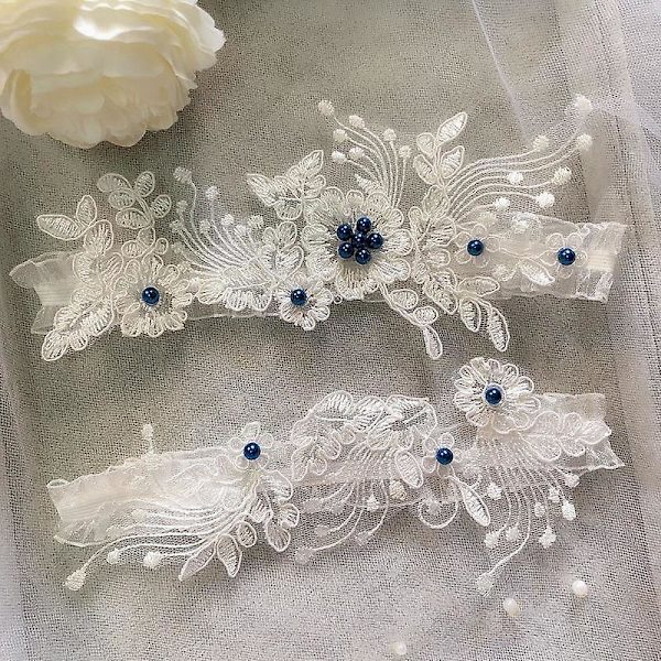 Halkfritt spets strumpeband för brud bröllopsbälte Nyaste design lårben 2st med minnessak och tosslace set Bröllop strumpebandsbälte Blomma blommor De