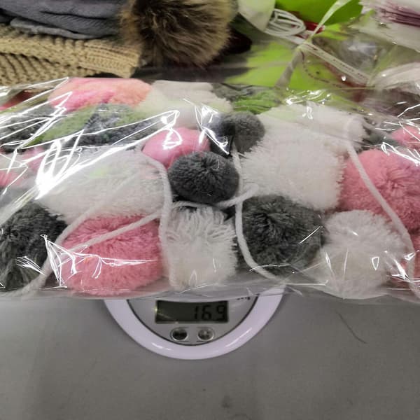 Pompom Moln Väggbonad Kreativ Inomhus Hem Väggbonad Beige
