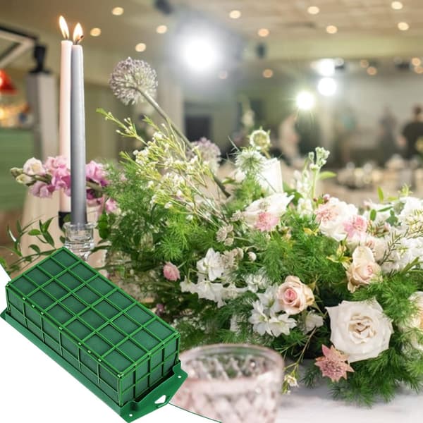 Blomststativ och rutnätsskum för blommor, skumstativ för blommor